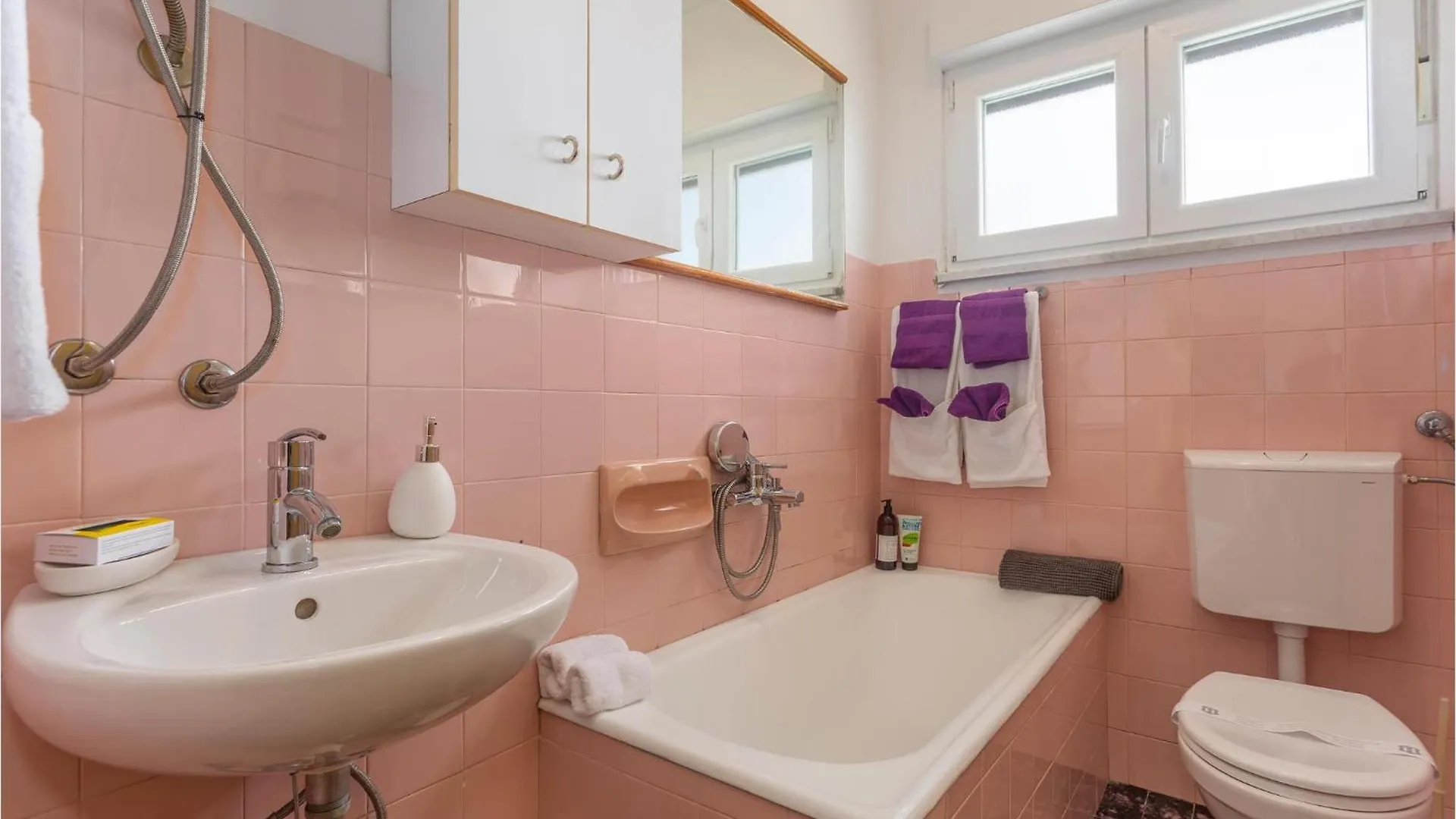 Nice Home In Risika With House Sea View